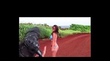 1218+ Emily Ratajkowski Video